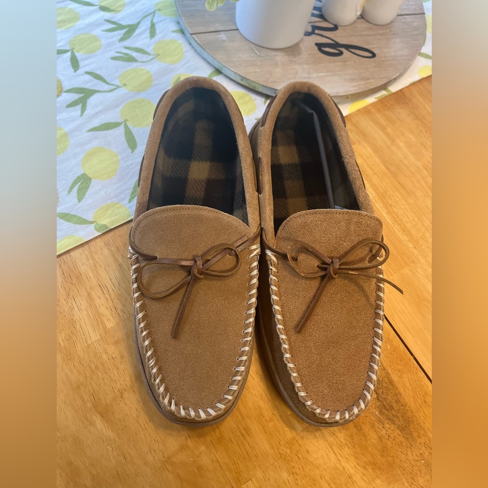 BRAND*NEW*Mountain Creek Men’s Moccasins